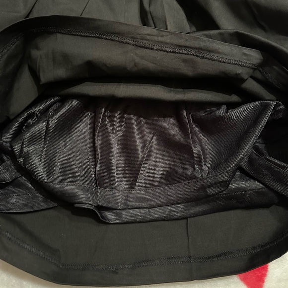 NWT Lucy Paris with a zipper down the fron Floral and Black mini Dress - Picture 14 of 17